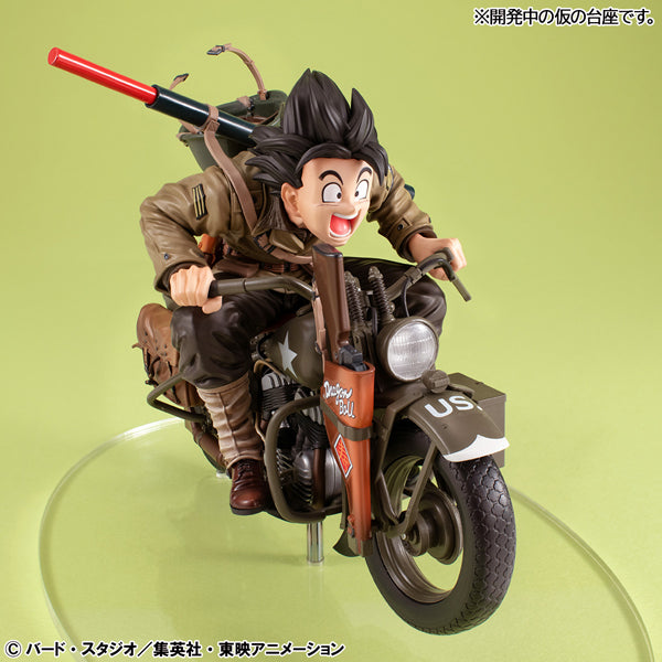 DESKTOP REAL McCOYEX Dragon Ball Z Son Goku & Bike 龍珠 悟空
