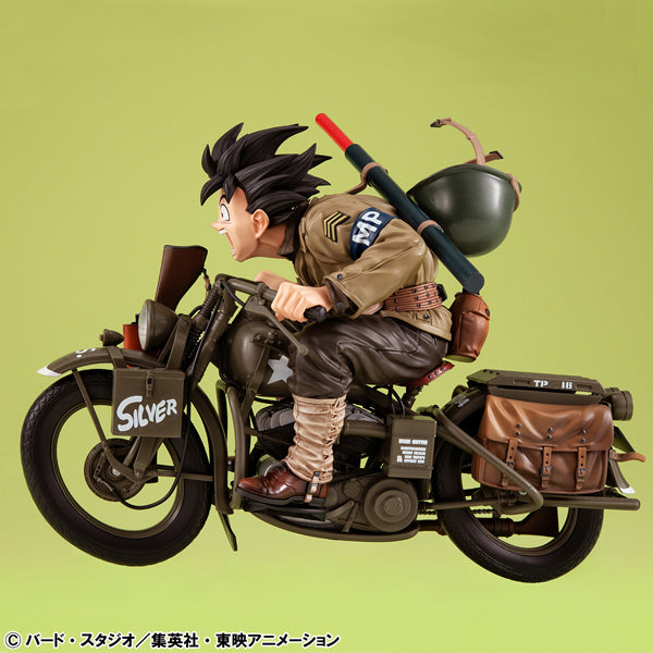 DESKTOP REAL McCOYEX Dragon Ball Z Son Goku & Bike 龍珠 悟空