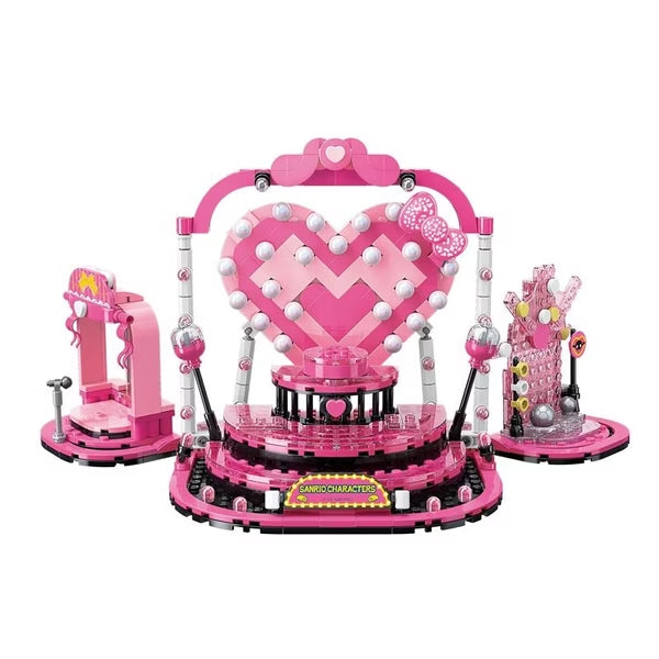 Qman - Hello Kitty 50th Anniversary Kawaii Diva 積木 演唱會