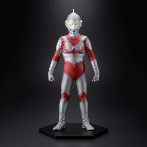 CHARACTER CLASSICS No.11 THE RETURN OF ULTRAMAN