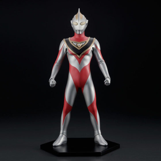 Ultraman Gaia (V2) Character Classics