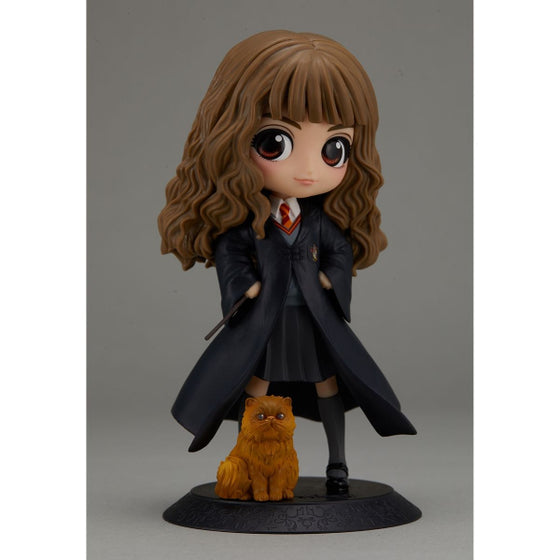Q POSKET HARRY POTTER - HERMIONE GRANGER WITH CROOKSHANKS