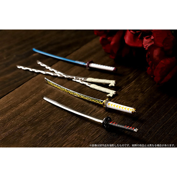 Demon Slayer Nichirin Blade Eternal Masterpiece - Zenitsu Agatsuma