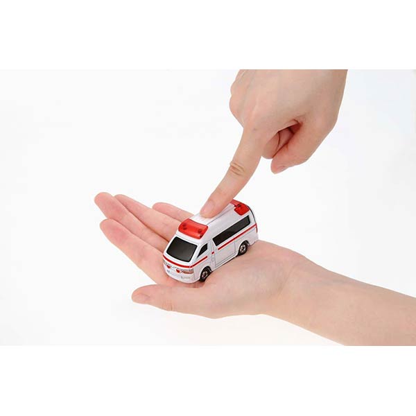 Tomica 4D 06 Toyota Himedic Ambulance Toy Car | 日本玩具車仔 | Up-Next HK