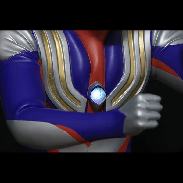 kaiyodo Art Master 3D Ultraman Tiga with LED Light Eyes 80cm Figure Upper body chest light Color Timer